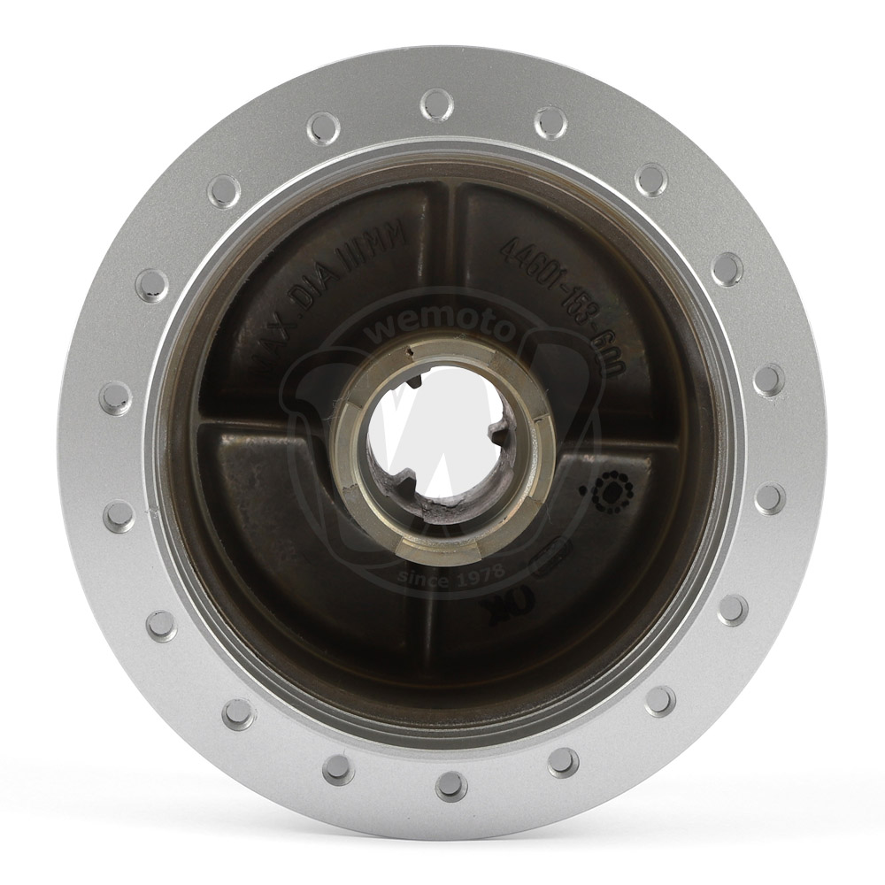 0YH1111_ad5017 three.jpg